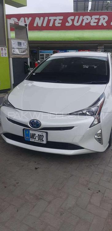 Toyota Prius 2016 for Sale in Peshawar Image-1