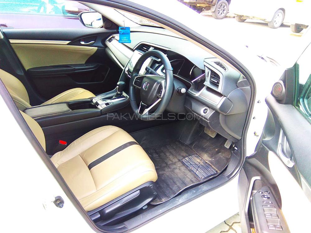 Honda Civic 2018 for Sale in Lahore Honda Civic 2018 for Sale in Lahore Image-4