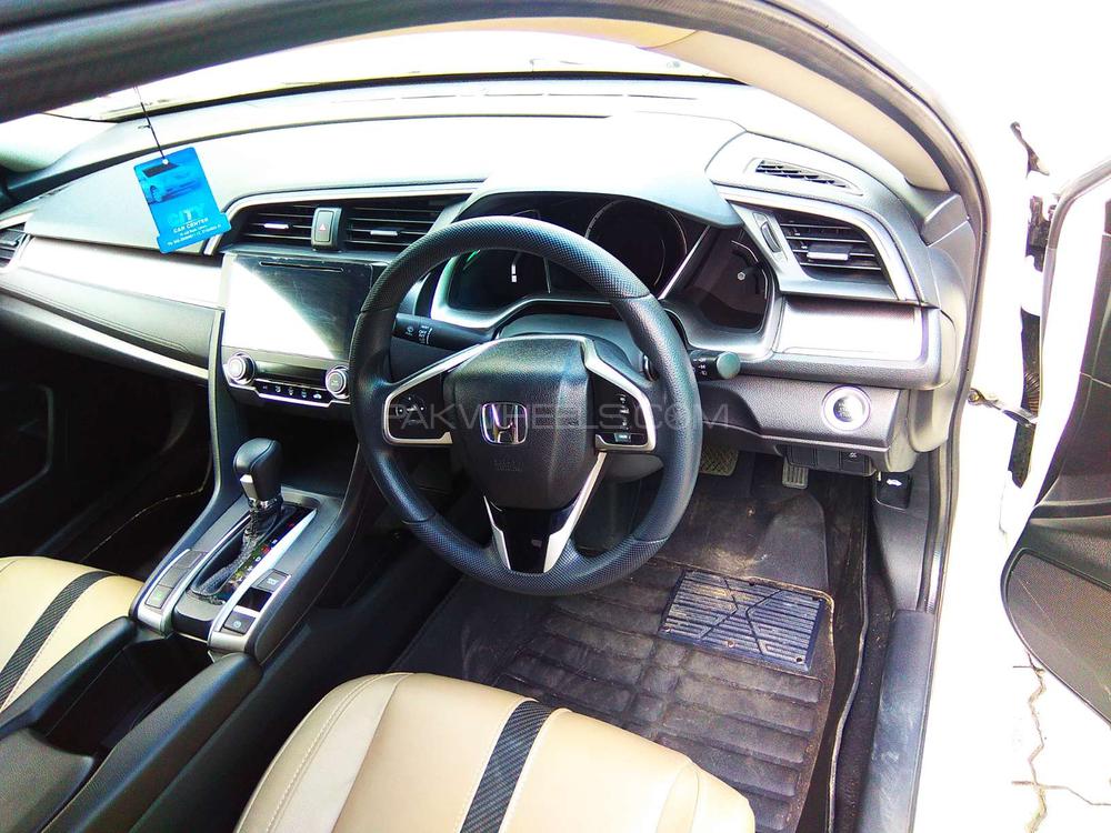Honda Civic 2018 for Sale in Lahore Honda Civic 2018 for Sale in Lahore Image-5