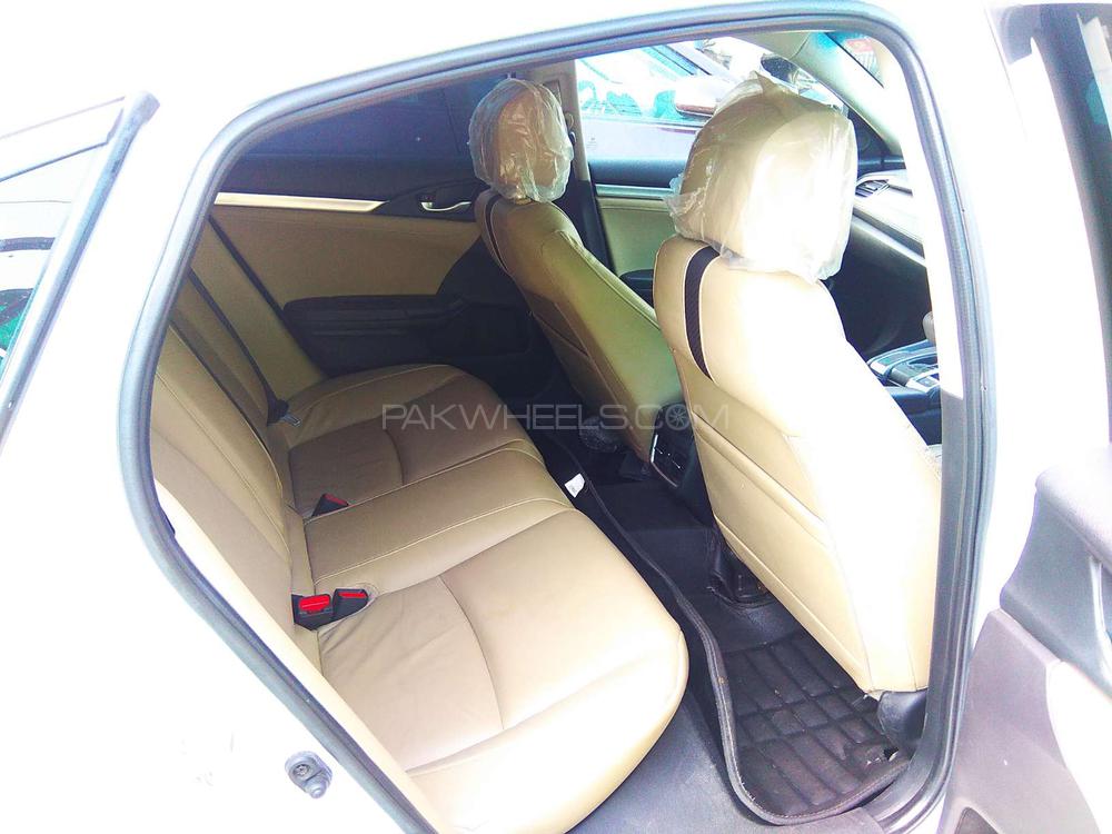 Honda Civic 2018 for Sale in Lahore Honda Civic 2018 for Sale in Lahore Image-8