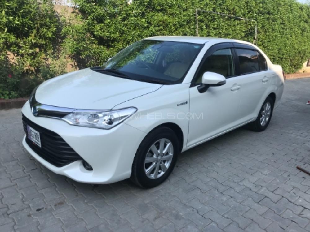 Toyota Corolla Axio 2015 for Sale in Gujrat Toyota Corolla Axio 2015 for Sale in Gujrat Image-2