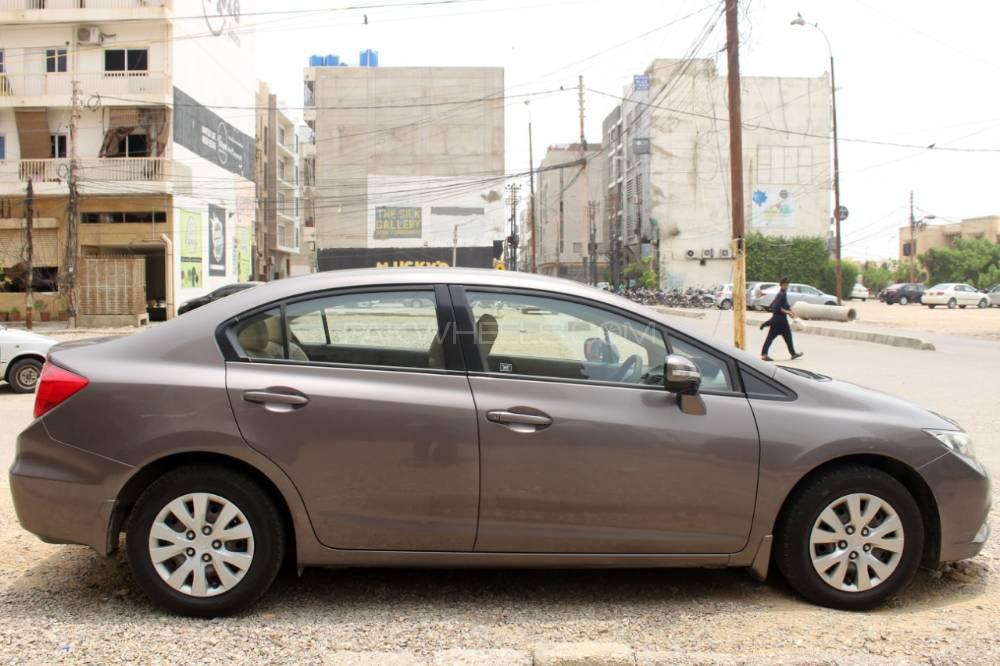 Honda Civic 2013 for Sale in Karachi Honda Civic 2013 for Sale in Karachi Image-5