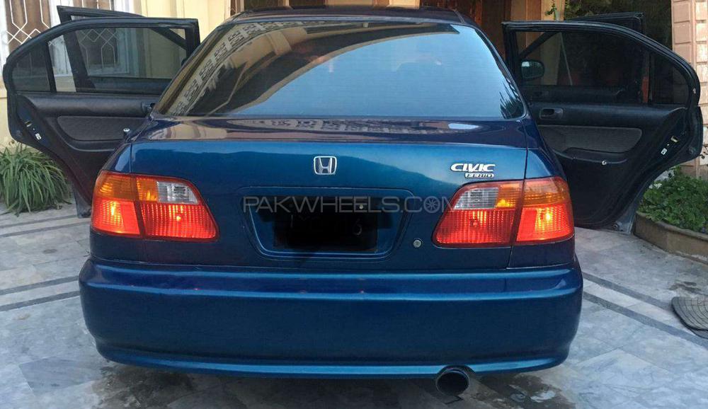 Honda Civic 2000 for Sale in Peshawar Honda Civic 2000 for Sale in Peshawar Image-3