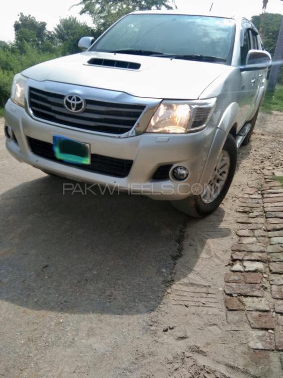 Toyota Hilux 2013 for Sale in Lala musa Image-1