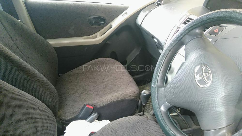 Toyota Vitz 2008 for Sale in Jand Image-1