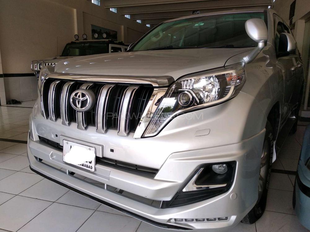 Toyota Prado 2010 for Sale in Lahore Toyota Prado 2010 for Sale in Lahore Image-2