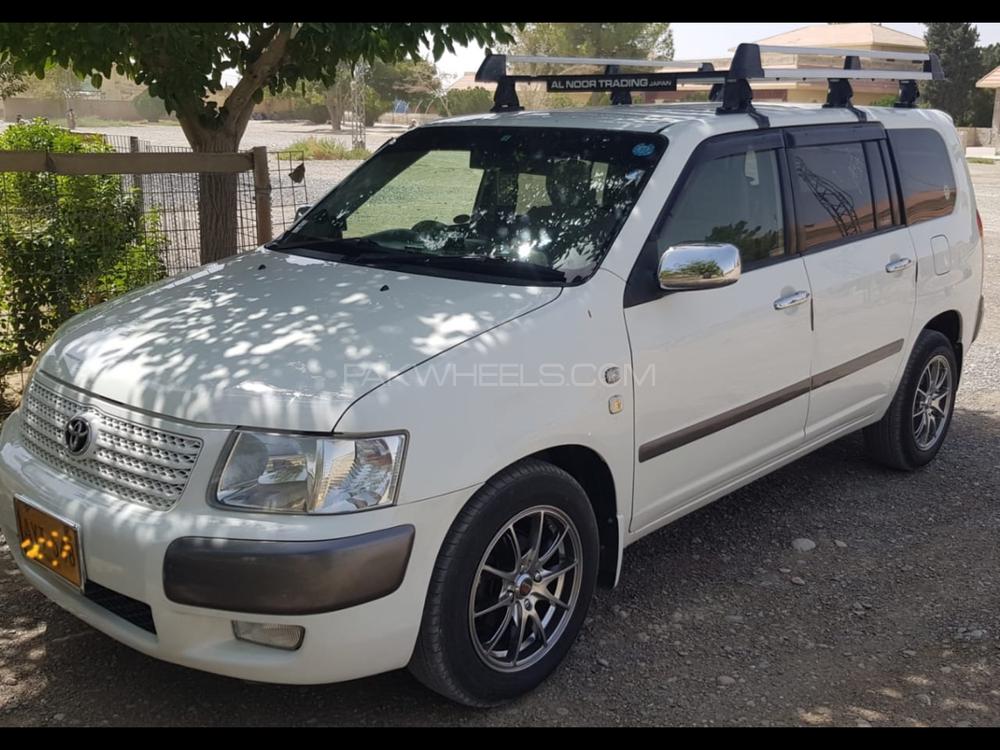 Toyota Succeed 2007 for Sale in Karachi Image-1