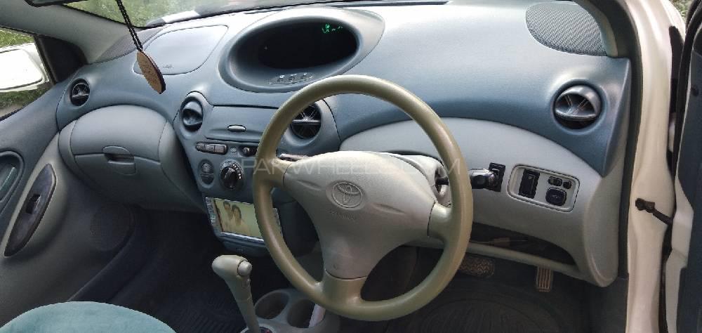 Toyota Vitz 2000 for Sale in Swat Toyota Vitz 2000 for Sale in Swat Image-5