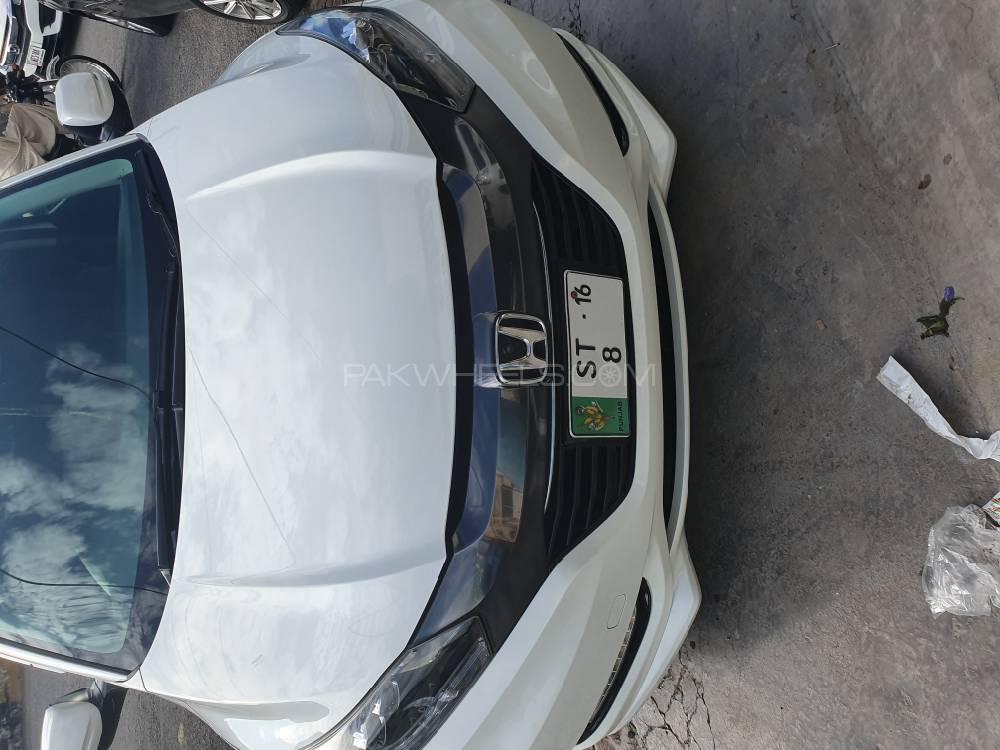 Honda Vezel 2015 for Sale in Sialkot Honda Vezel 2015 for Sale in Sialkot Image-5