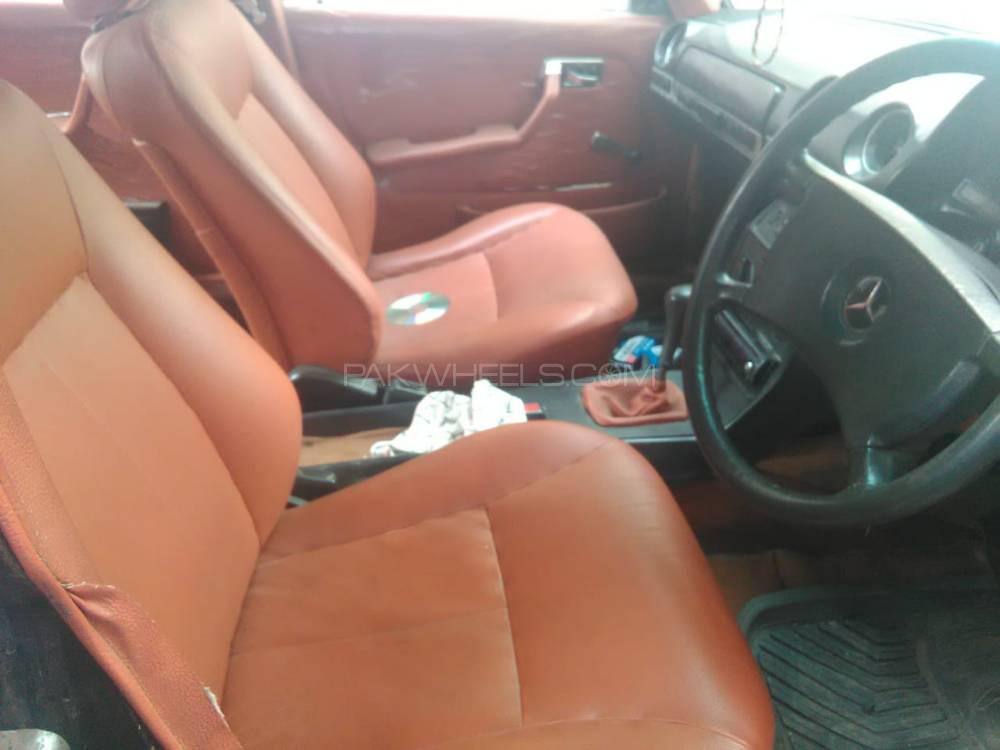 Mercedes Benz Se 220 1977 for Sale in Rawalpindi Mercedes Benz Se 220 1977 for Sale in Rawalpindi Image-7