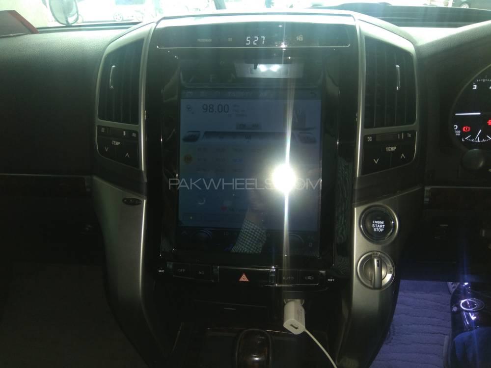 Toyota Land Cruiser 2012 for Sale in Karachi Toyota Land Cruiser 2012 for Sale in Karachi Image-5