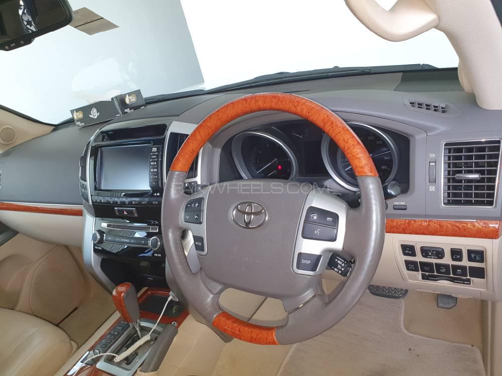 Toyota Land Cruiser 2012 for Sale in Islamabad Toyota Land Cruiser 2012 for Sale in Islamabad Image-14