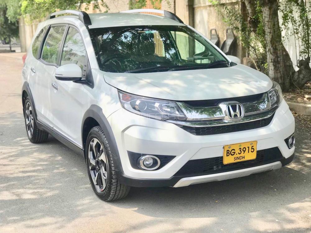 Honda BR-V 2017 for Sale in Karachi Honda BR-V 2017 for Sale in Karachi Image-3