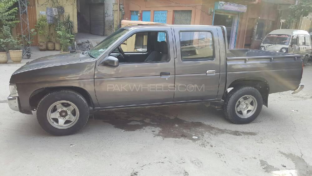 Nissan Pickup 1992 for Sale in Muzaffarabad Nissan Pickup 1992 for Sale in Muzaffarabad Image-3