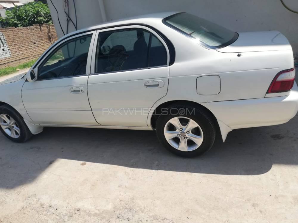 Toyota Corolla 2001 for Sale in Islamabad Image-1
