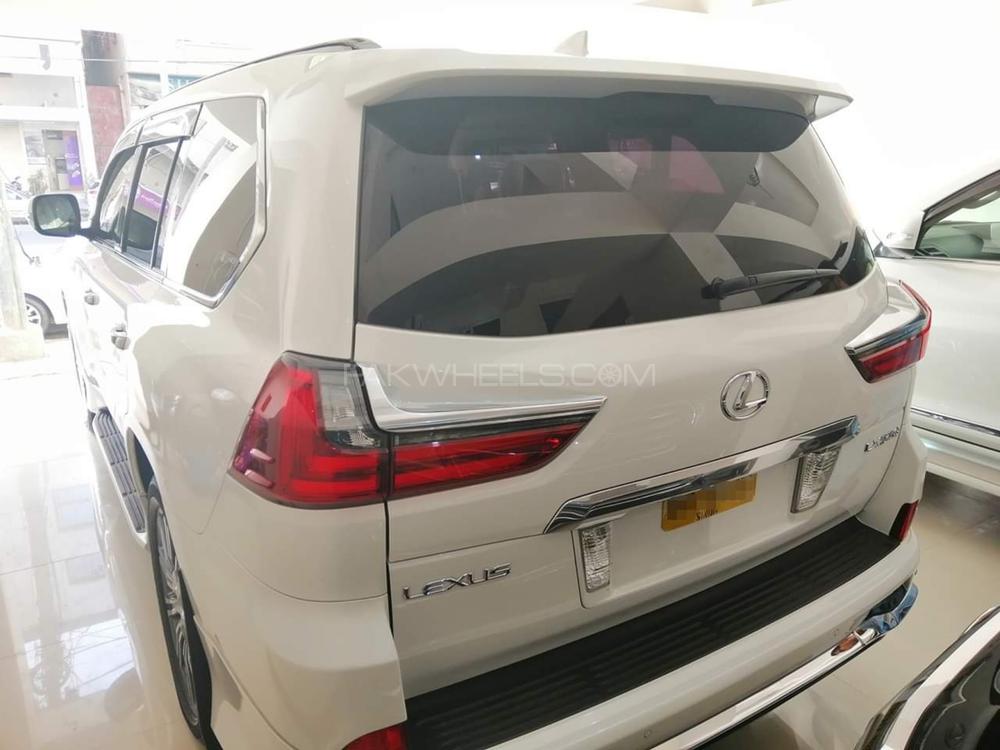 لیکزس ایل ایکس سیریز 2016 for Sale in کراچی لیکزس ایل ایکس سیریز 2016 for Sale in کراچی Image-3