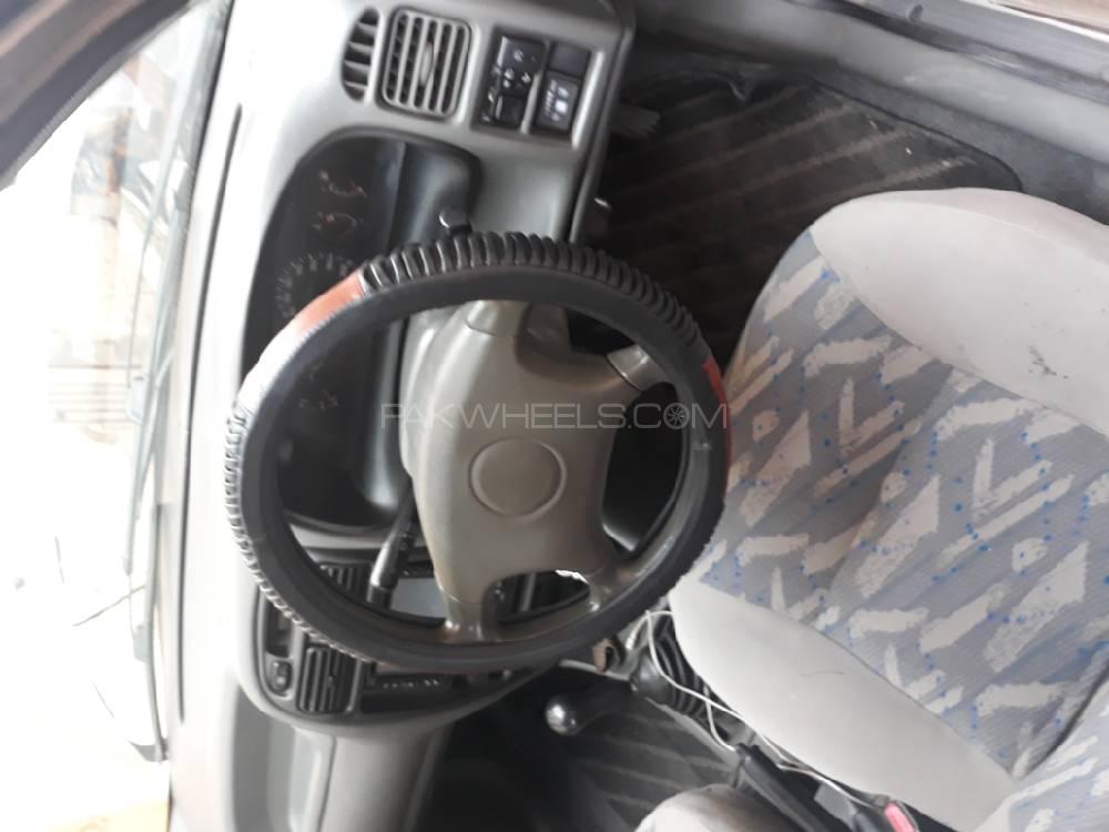 Suzuki Baleno 2005 for Sale in Peshawar Suzuki Baleno 2005 for Sale in Peshawar Image-5