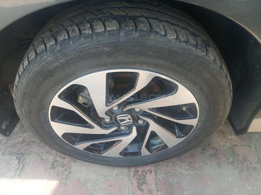 Honda Civic 2018 for Sale in Gujranwala Honda Civic 2018 for Sale in Gujranwala Image-15