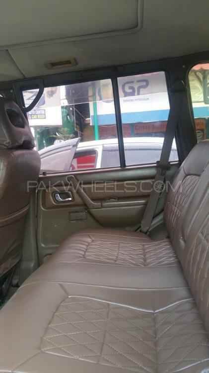 Mitsubishi Pajero 1993 for Sale in Peshawar Mitsubishi Pajero 1993 for Sale in Peshawar Image-5