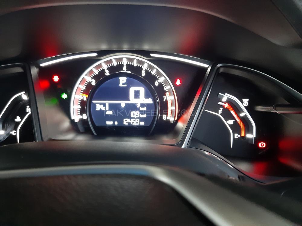 Honda Civic 2019 for Sale in Bahawalpur Honda Civic 2019 for Sale in Bahawalpur Image-3