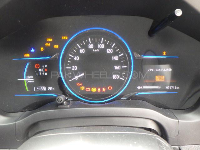 Honda Vezel 2014 for Sale in Peshawar Honda Vezel 2014 for Sale in Peshawar Image-9