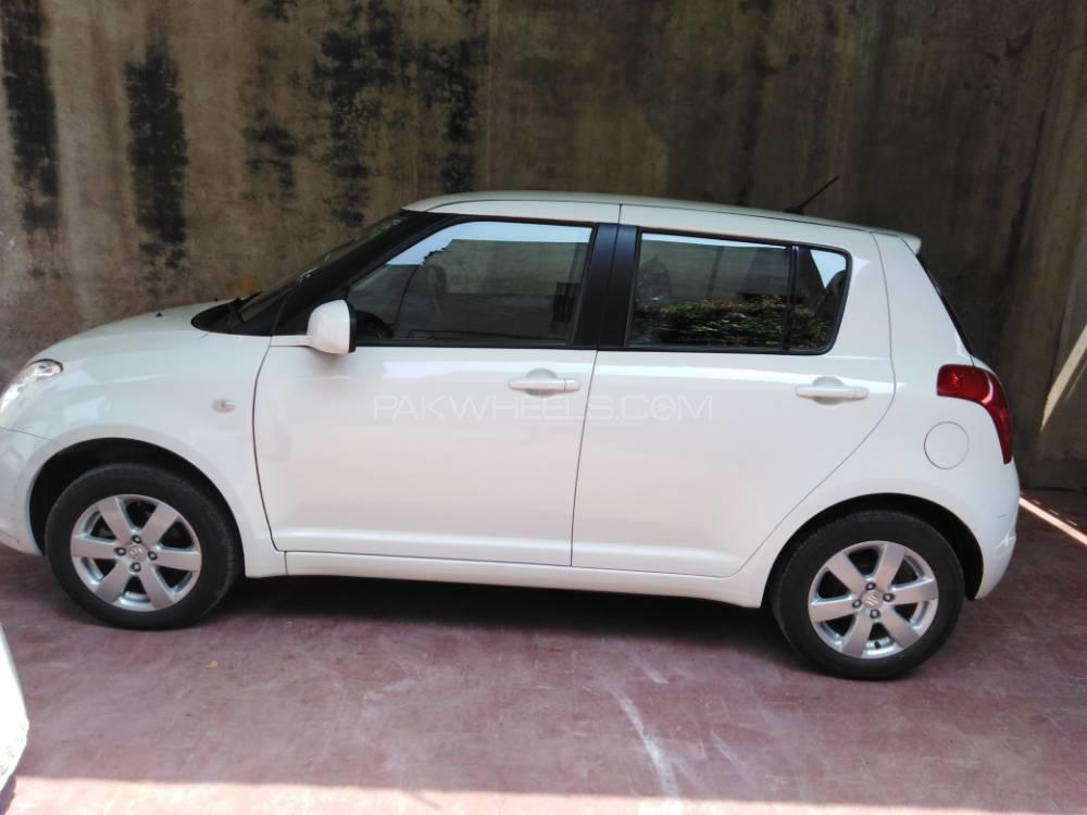 Suzuki Swift 2018 for Sale in Faisalabad Image-1