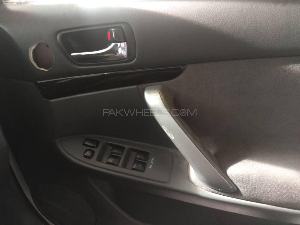 Toyota Premio 2005 for Sale in Karachi Toyota Premio 2005 for Sale in Karachi Image-7