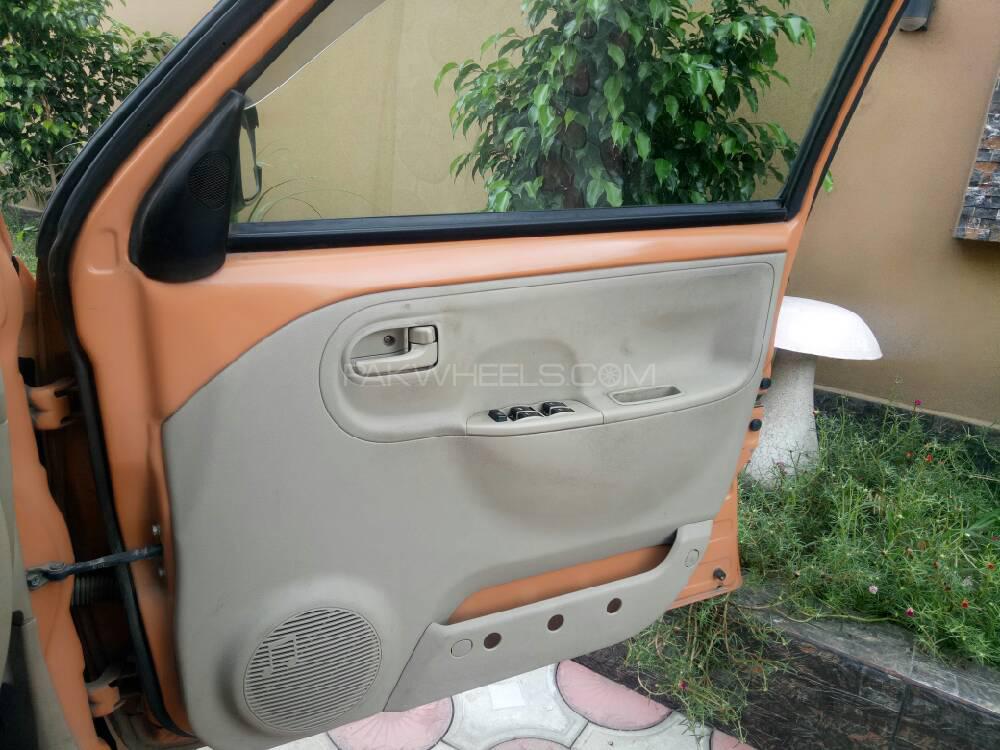 Daihatsu Esse 2006 for Sale in Lahore Daihatsu Esse 2006 for Sale in Lahore Image-17