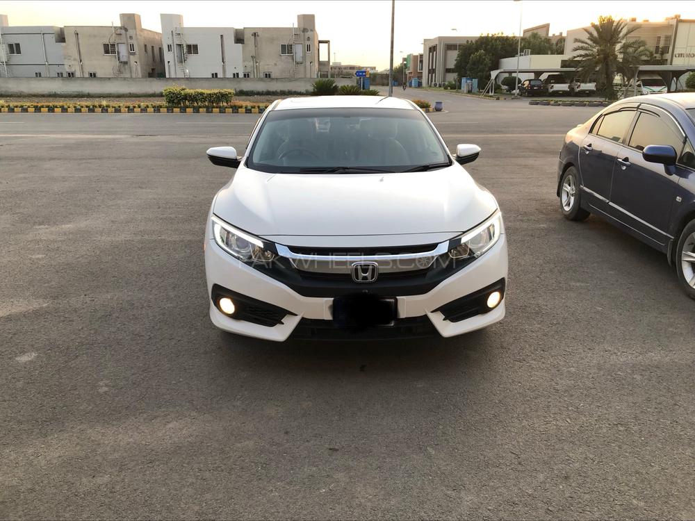 Honda Civic 2019 for Sale in Sialkot Honda Civic 2019 for Sale in Sialkot Image-3