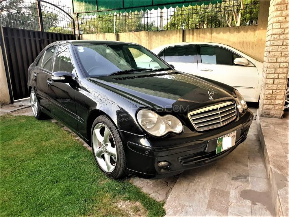 Mercedes Benz C Class 2006 for Sale in Lahore Mercedes Benz C Class 2006 for Sale in Lahore Image-4