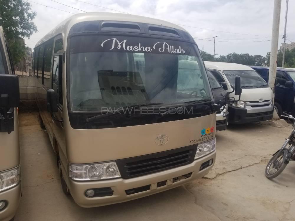 Toyota Coaster 2007 for Sale in Karachi Toyota Coaster 2007 for Sale in Karachi Image-2