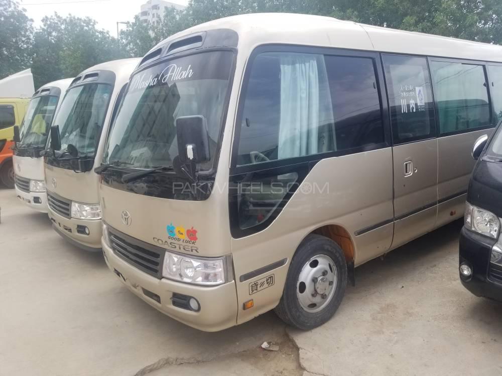 Toyota Coaster 2007 for Sale in Karachi Toyota Coaster 2007 for Sale in Karachi Image-8