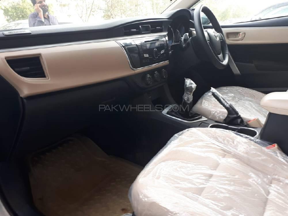 Toyota Corolla 2016 for Sale in Karachi Toyota Corolla 2016 for Sale in Karachi Image-10
