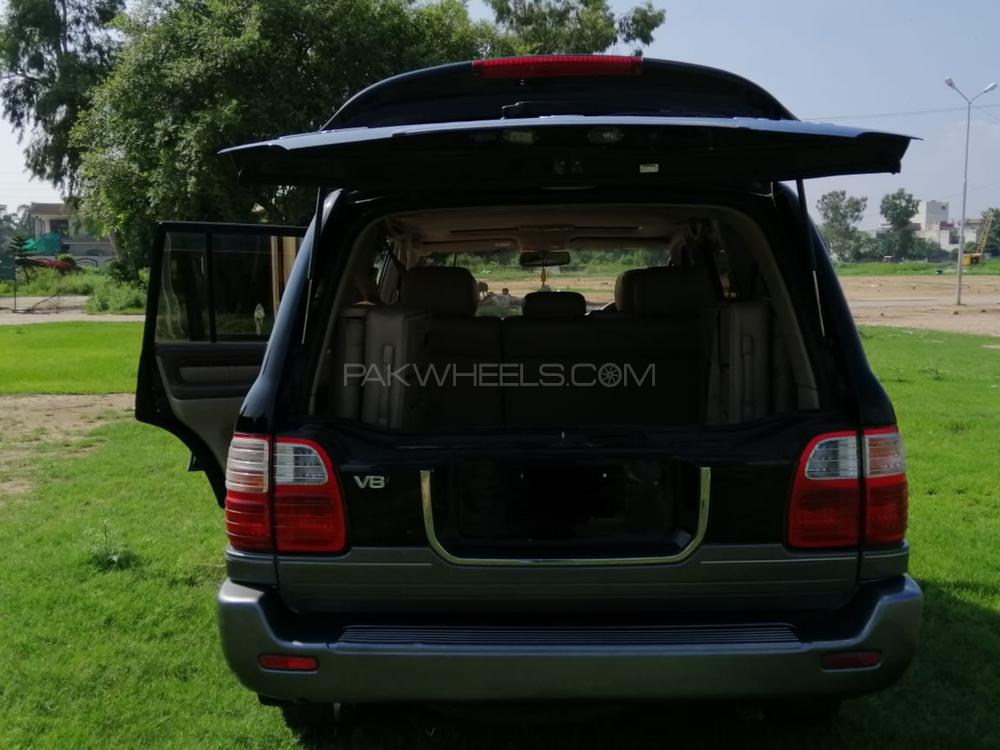 Lexus LX Series 2002 for Sale in Sialkot Lexus LX Series 2002 for Sale in Sialkot Image-2