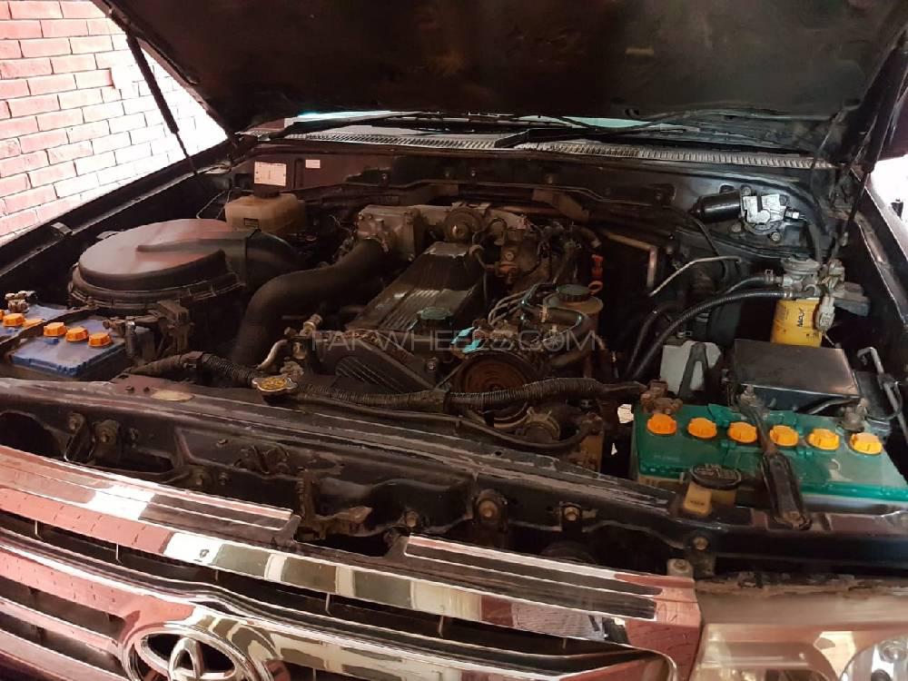 Toyota Land Cruiser 1998 for Sale in Sargodha Toyota Land Cruiser 1998 for Sale in Sargodha Image-3