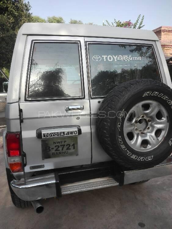 Toyota Land Cruiser 1985 for Sale in Okara Toyota Land Cruiser 1985 for Sale in Okara Image-3