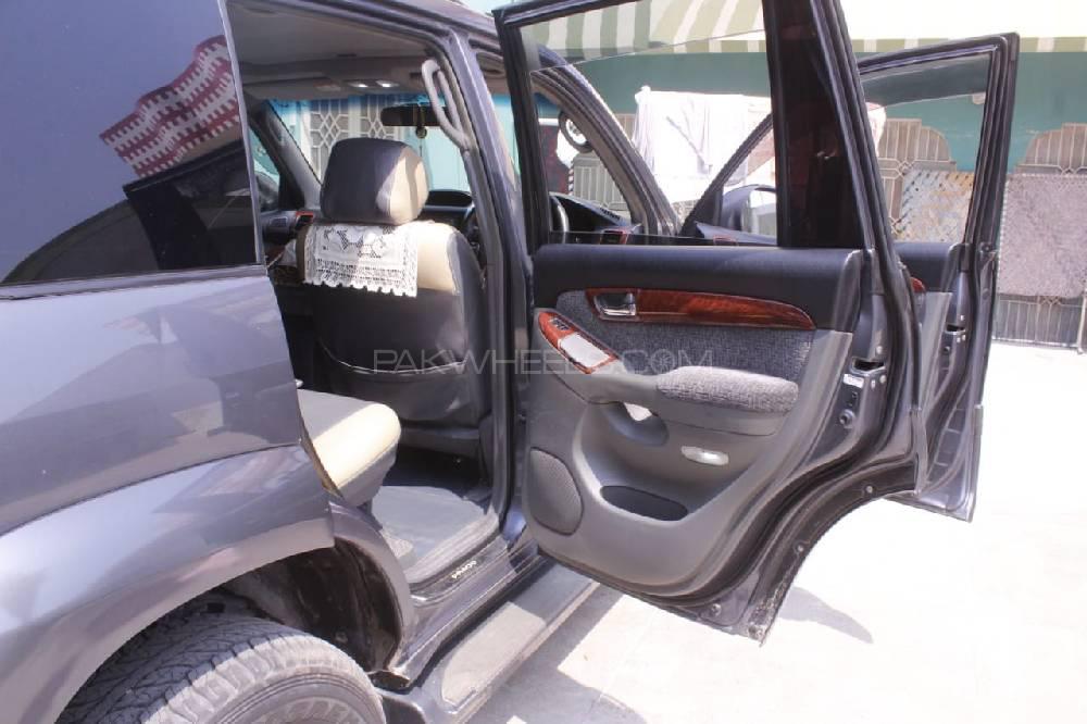 Toyota Prado 2003 for Sale in Lahore Toyota Prado 2003 for Sale in Lahore Image-9