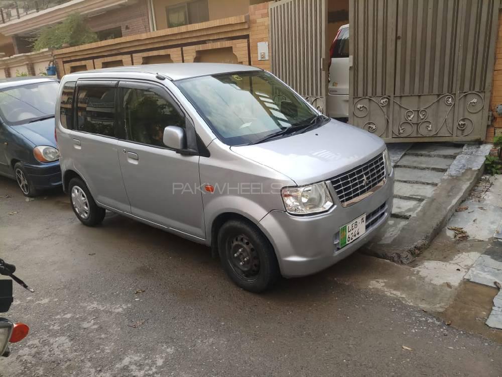 Mitsubishi Ek Wagon 2010 for Sale in Lahore Mitsubishi Ek Wagon 2010 for Sale in Lahore Image-2