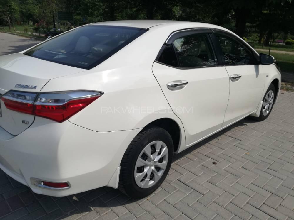 Toyota Corolla 2018 for Sale in Islamabad Image-1