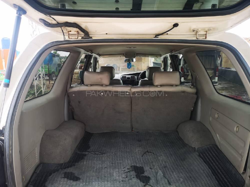 Toyota Surf 2000 for Sale in Islamabad Toyota Surf 2000 for Sale in Islamabad Image-11