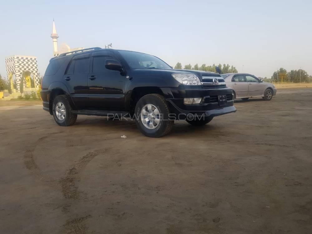 Toyota Surf 2004 for Sale in Talagang Image-1