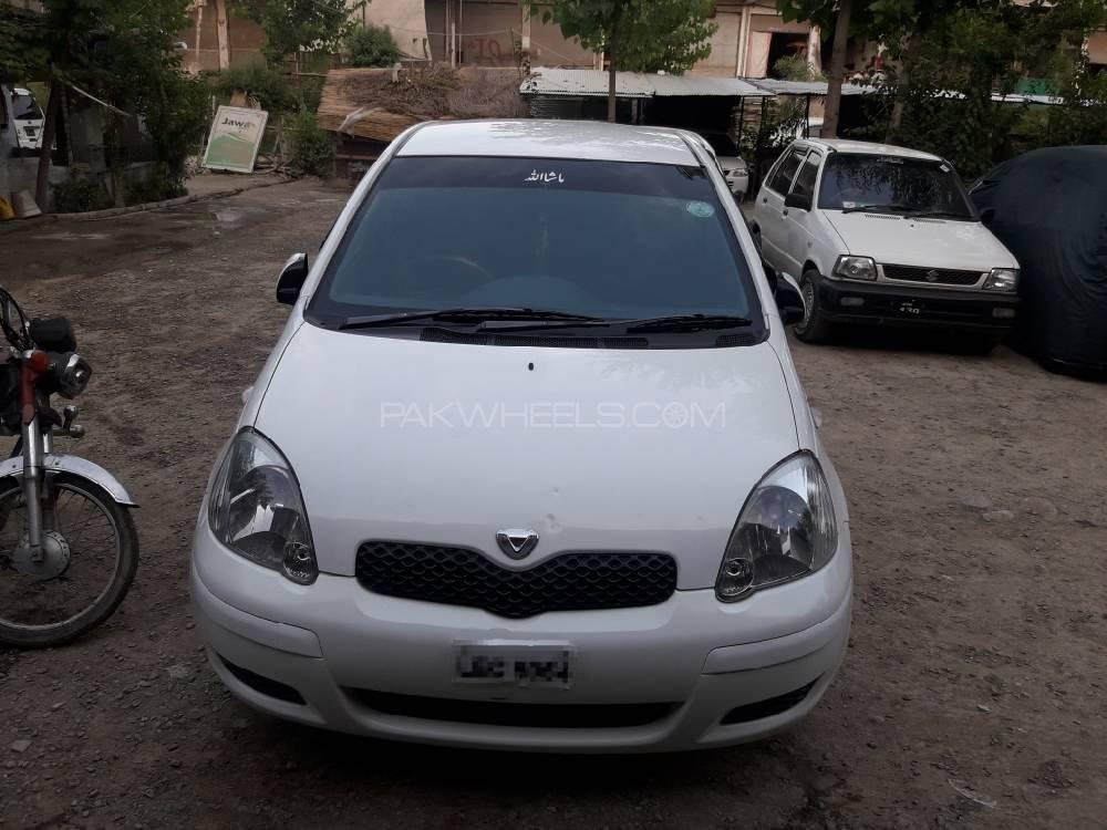 Toyota Vitz 2003 for Sale in Mardan Image-1