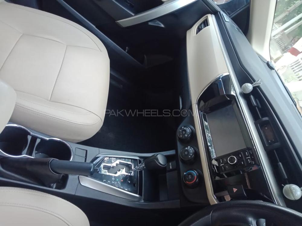 Toyota Corolla 2017 for Sale in Sahiwal Toyota Corolla 2017 for Sale in Sahiwal Image-6