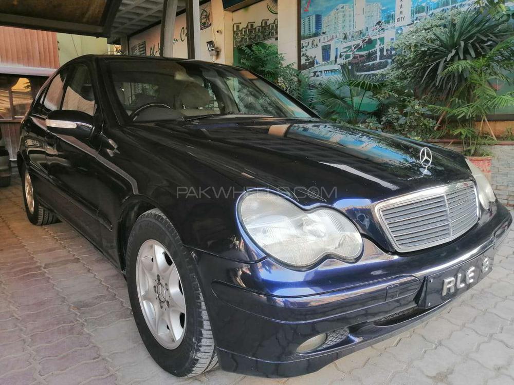 Mercedes Benz C Class 2003 for Sale in Rawalpindi Image-1