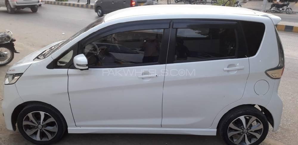 Nissan Dayz Highway Star 2015 for Sale in Karachi Nissan Dayz Highway Star 2015 for Sale in Karachi Image-14