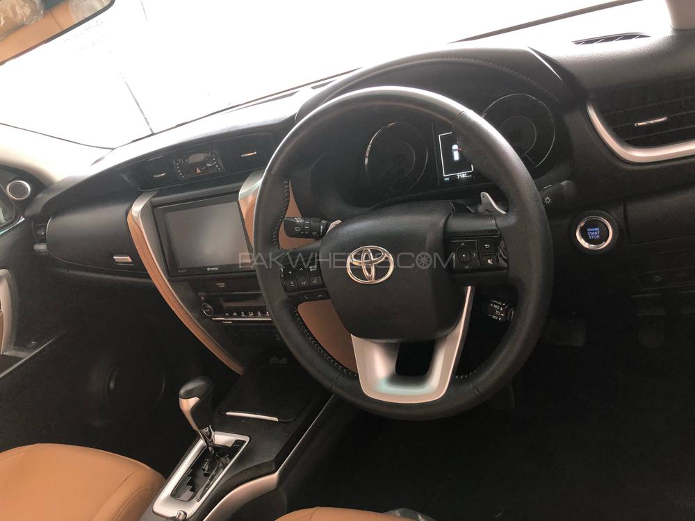 Toyota Fortuner 2018 for Sale in Multan Toyota Fortuner 2018 for Sale in Multan Image-6