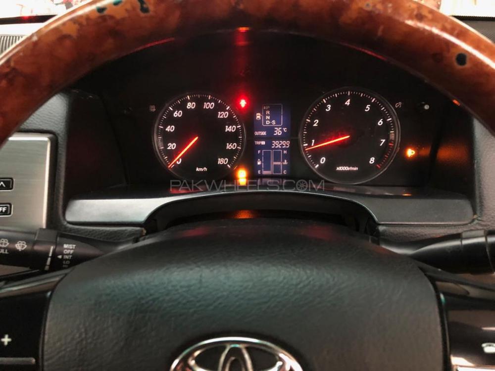 Toyota Mark X 2005 for Sale in Lahore Toyota Mark X 2005 for Sale in Lahore Image-6