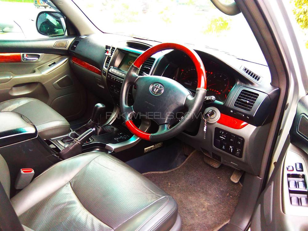 Toyota Prado 2005 for Sale in Lahore Toyota Prado 2005 for Sale in Lahore Image-4