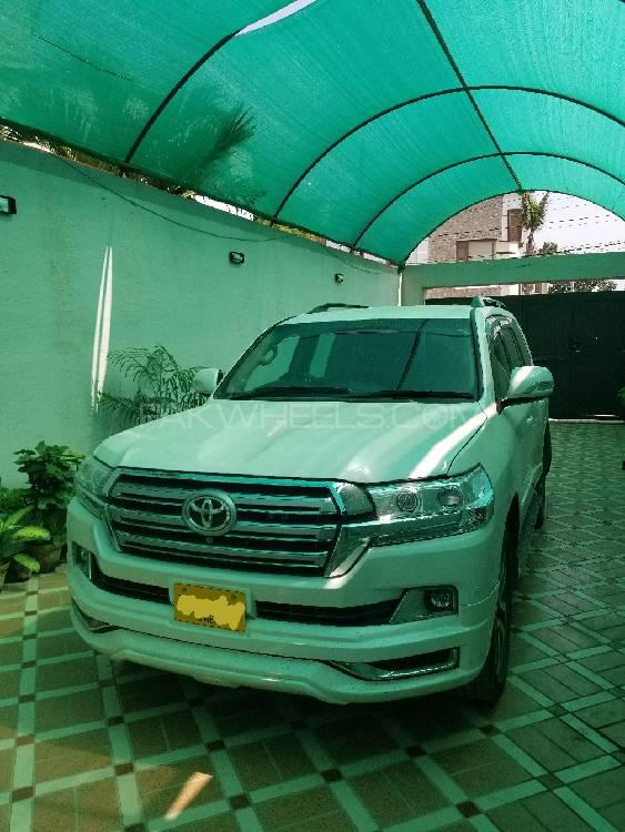 Toyota Land Cruiser 2007 for Sale in Karachi Toyota Land Cruiser 2007 for Sale in Karachi Image-2