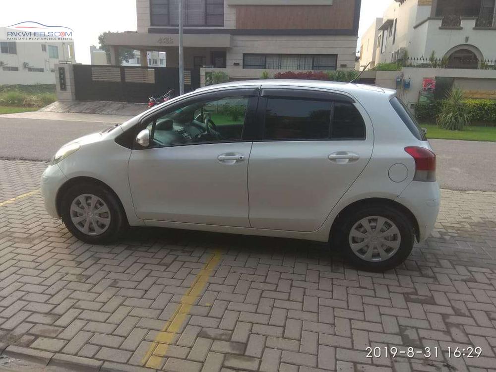 Toyota Vitz 2009 for Sale in Lahore Toyota Vitz 2009 for Sale in Lahore Image-3